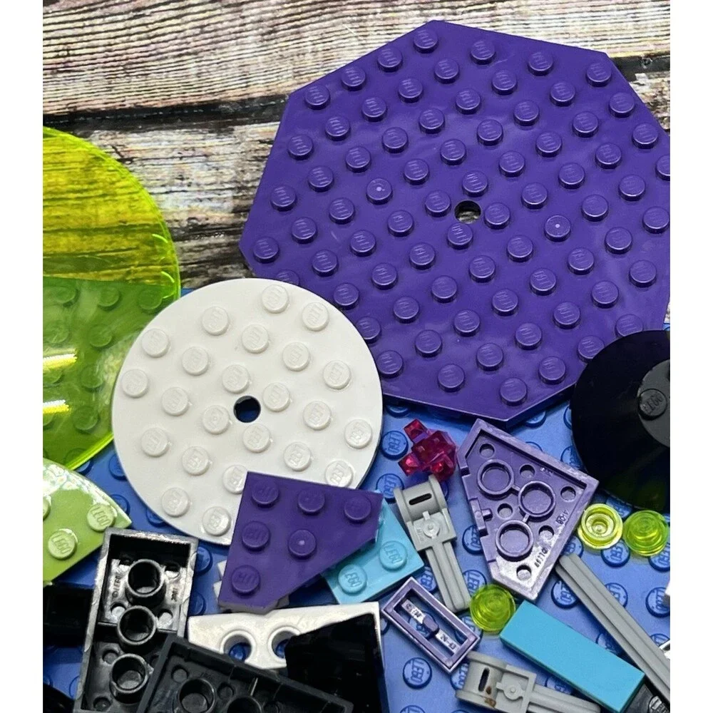 LEGO Friends 41128 Amusement Park Space Ride Verified Complete Except 1 Sticker
